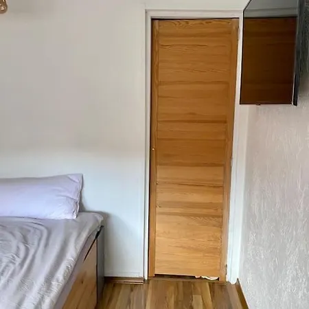 Sonniges Kuschelhaus Frankfurt Lägenhet *